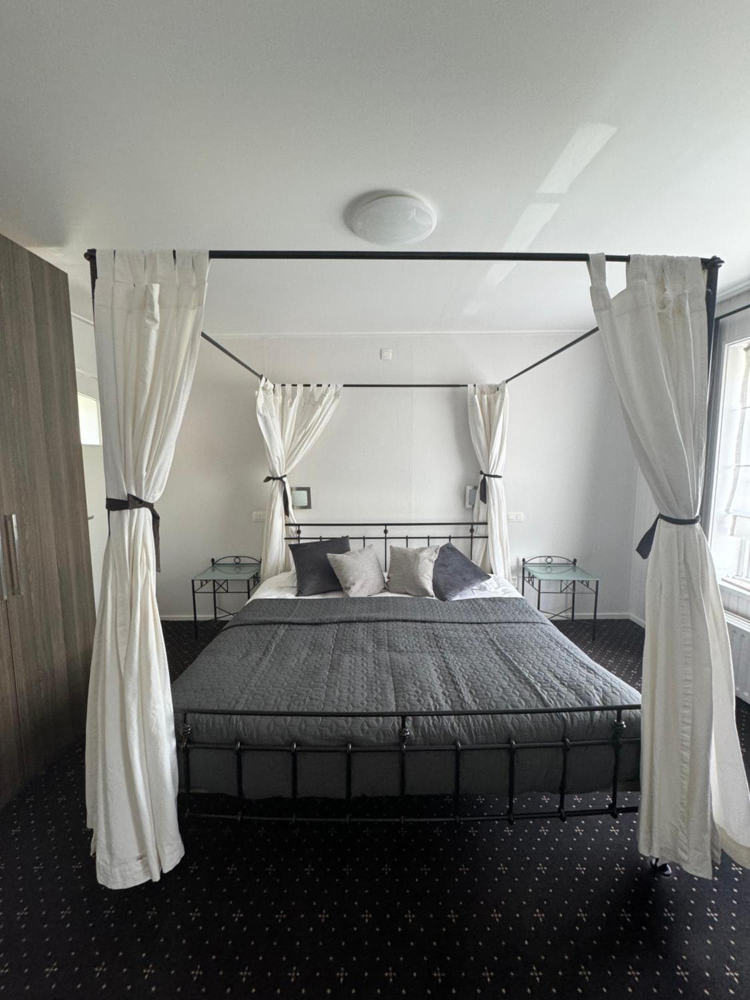 Bed and Breakfast Ouwe Schuure Sluis Exteriér fotografie